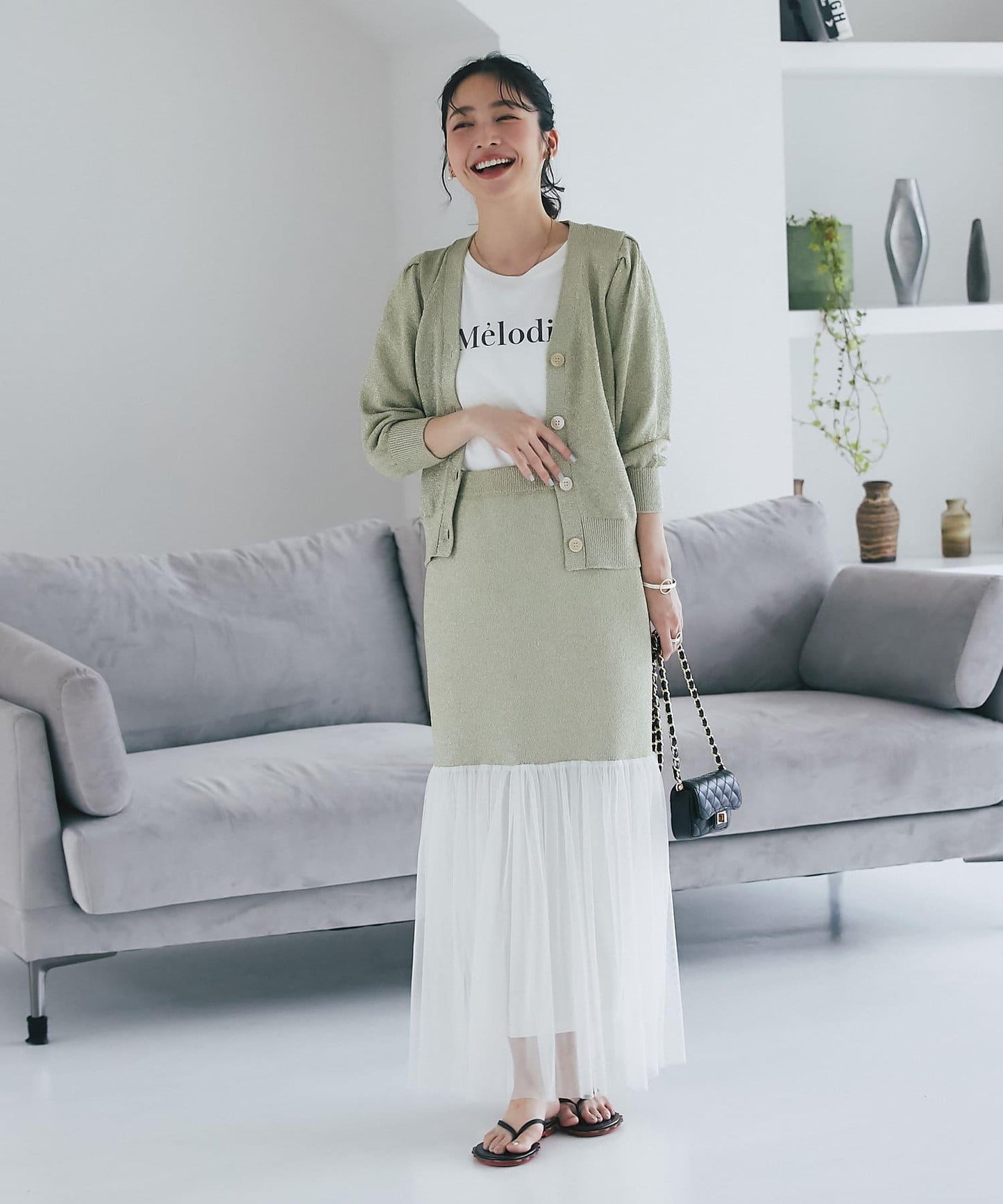 【La boutique BonBon】亮絲V領開衫