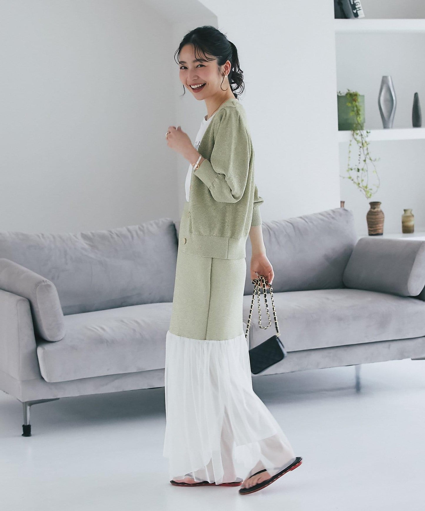 【La boutique BonBon】亮絲V領開衫