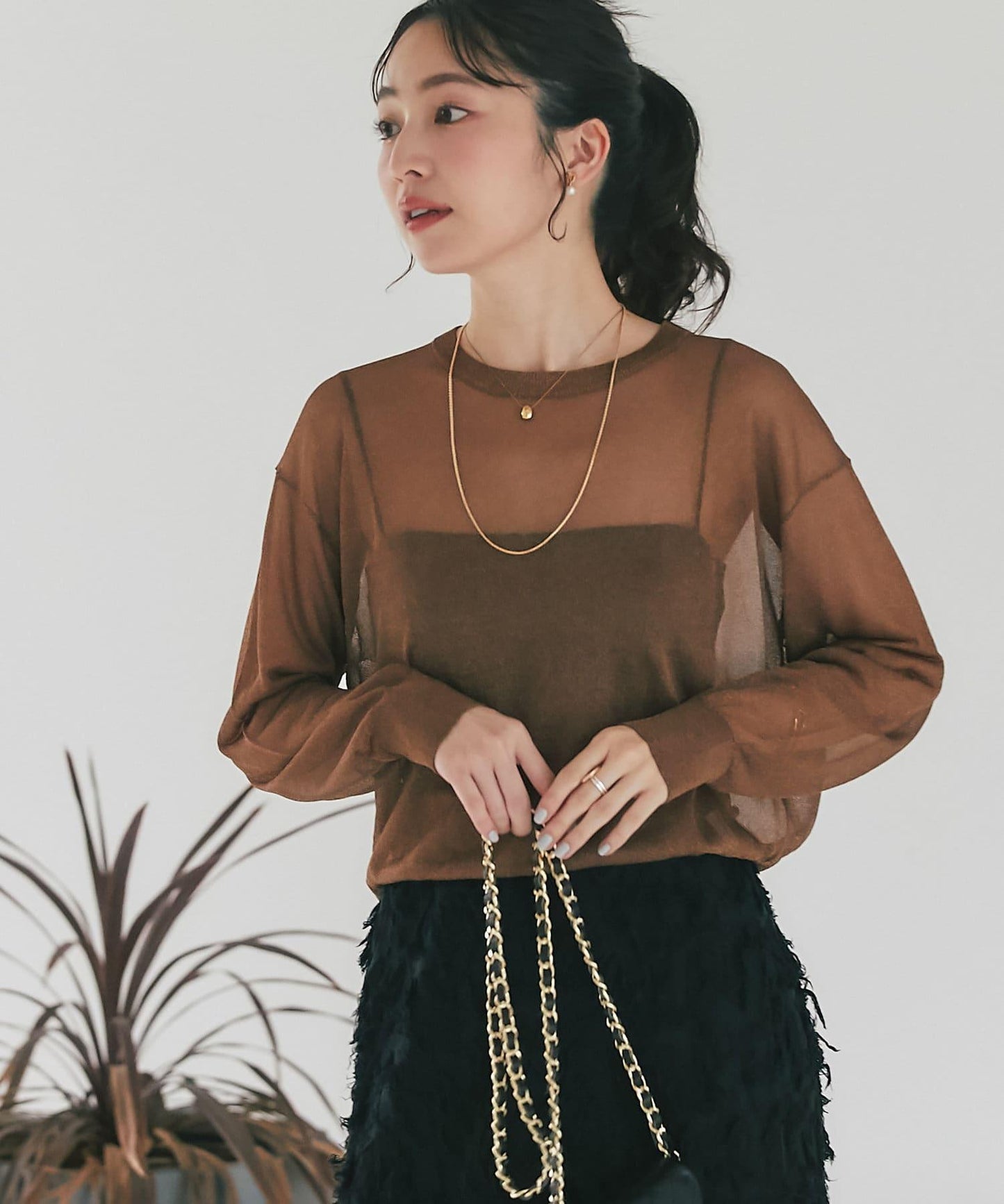 【La boutique BonBon】金銀絲透視圓領針織衫