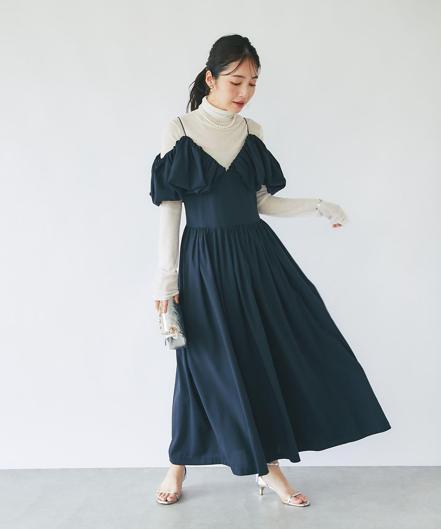【La boutique BonBon】吊帶開肩連衣裙