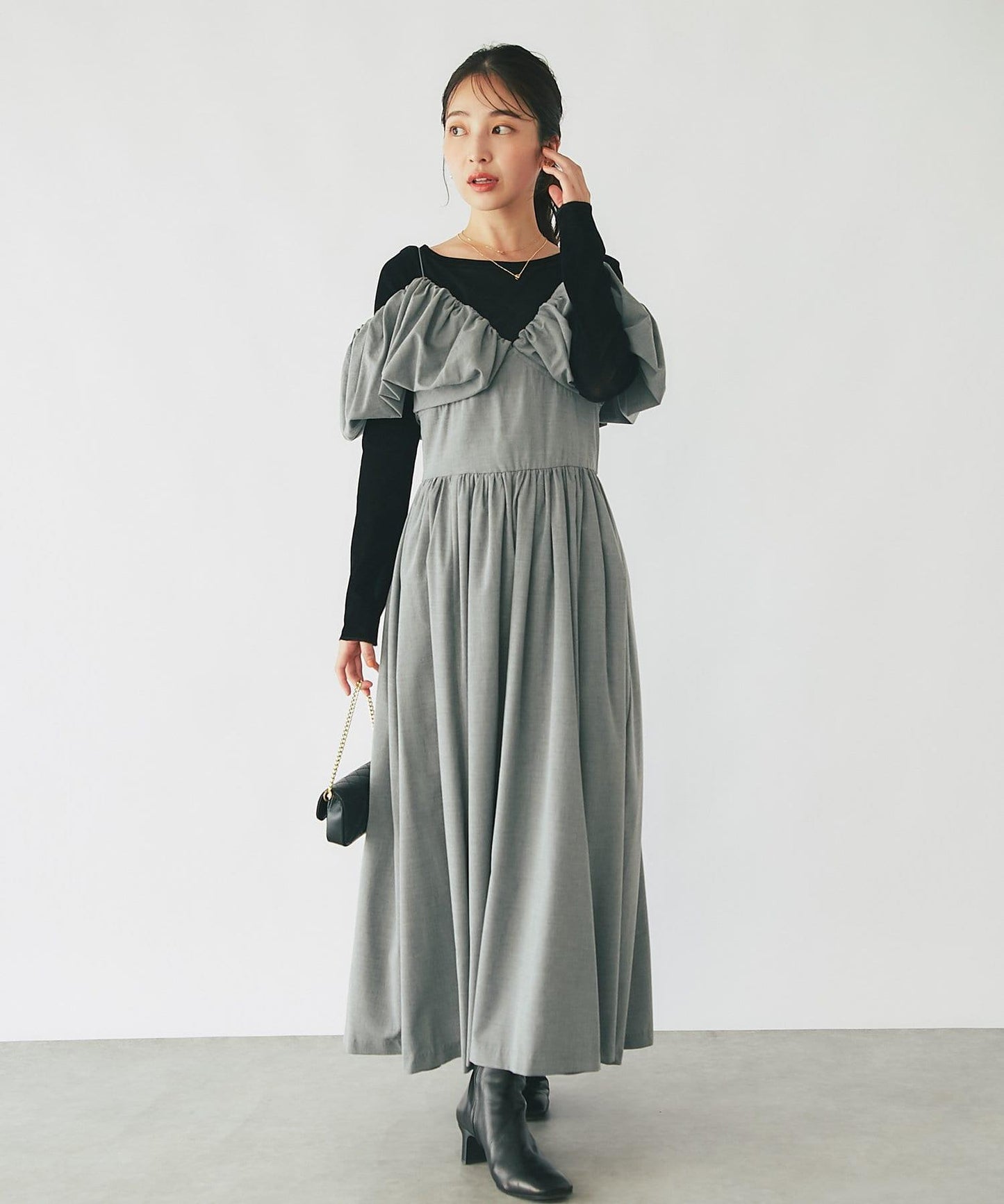 【La boutique BonBon】吊帶開肩連衣裙