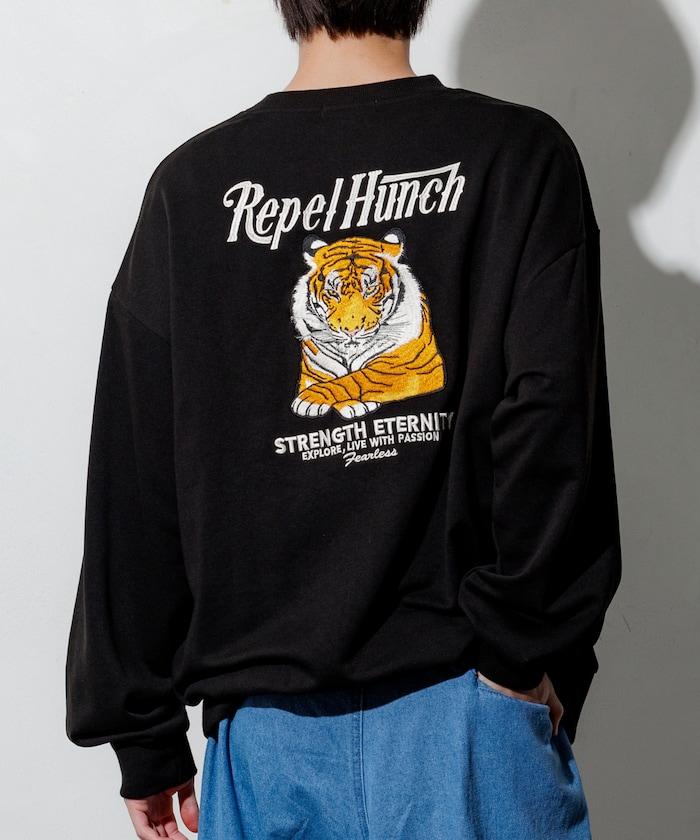 寬鬆版型設計刺繡圓領衛衣 / TIGER