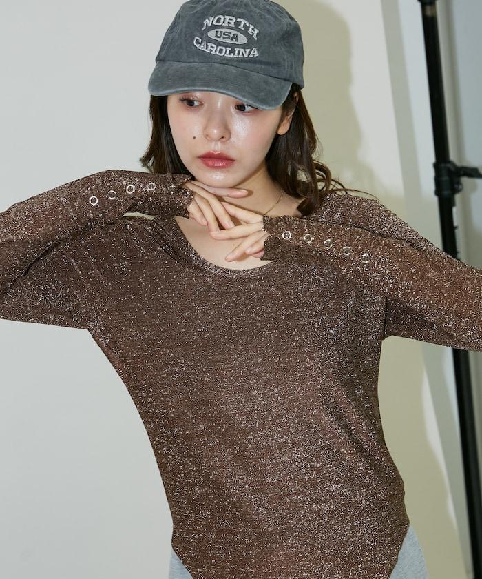 袖釦開口U領亮絲上衣