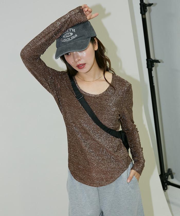 袖釦開口U領亮絲上衣