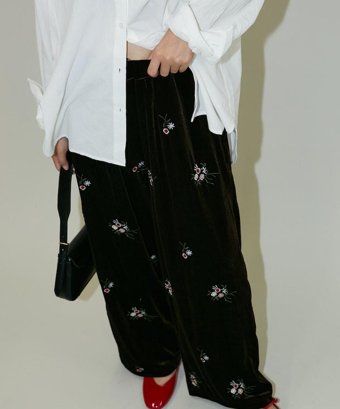花卉刺繡天鵝絨休閒褲
