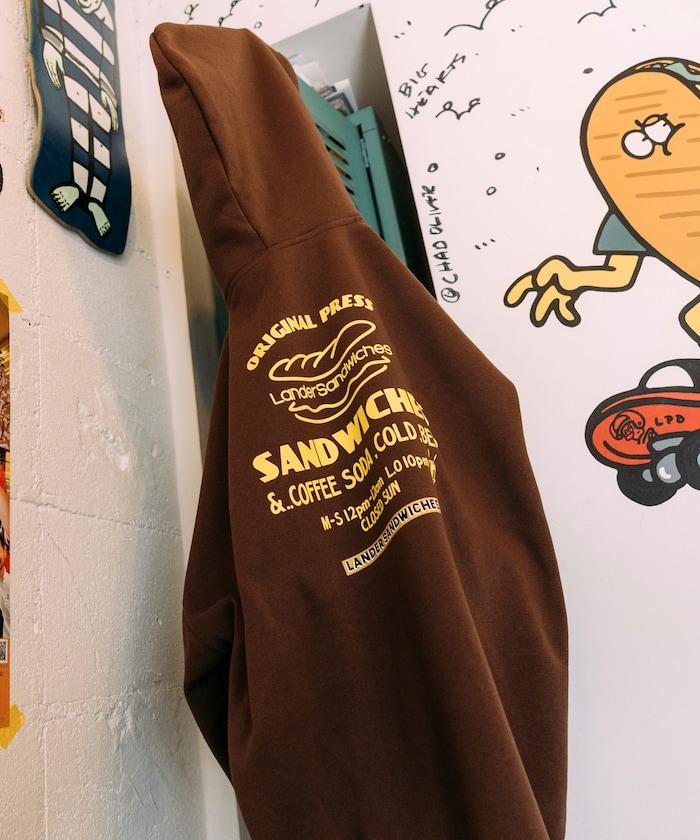 LANDER SANDWICHES×FREAK'S STORE/ランダー 聯名寬鬆版型背面印花衛衣連帽衫
