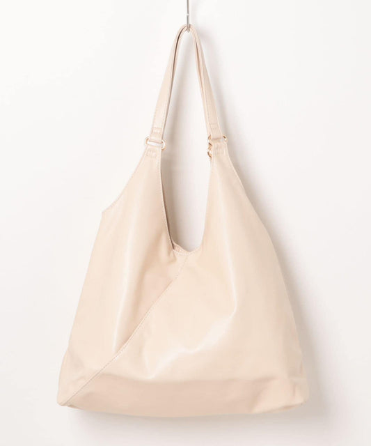 【輕量】【可收納A4】人造皮V型切口托特包