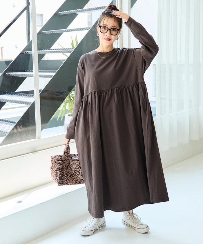 高腰褶皺拼接連衣裙