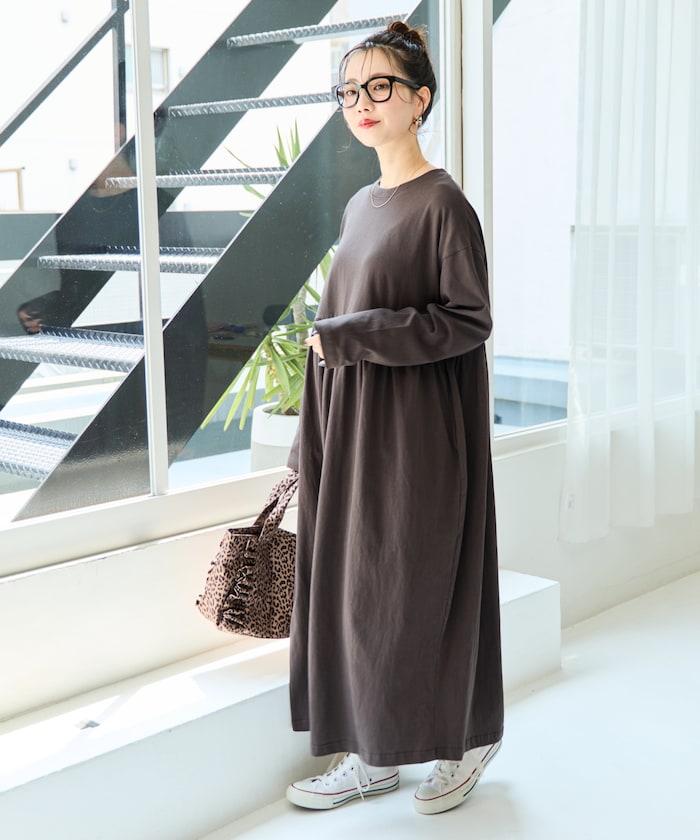 高腰褶皺拼接連衣裙