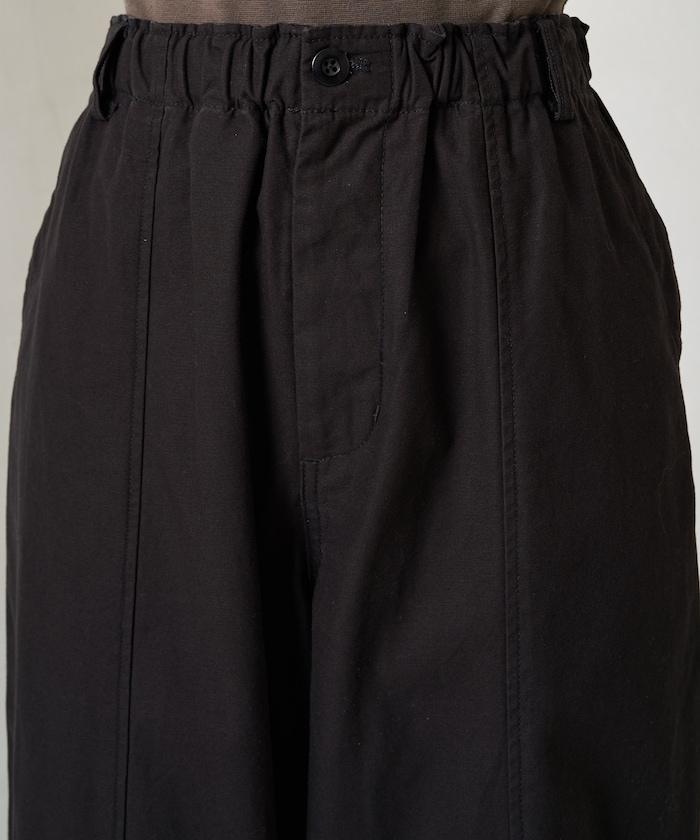 休閒寬鬆後幅斜紋長褲