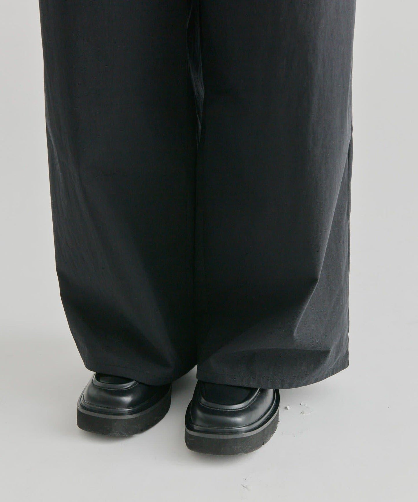 緞面腰帶長褲