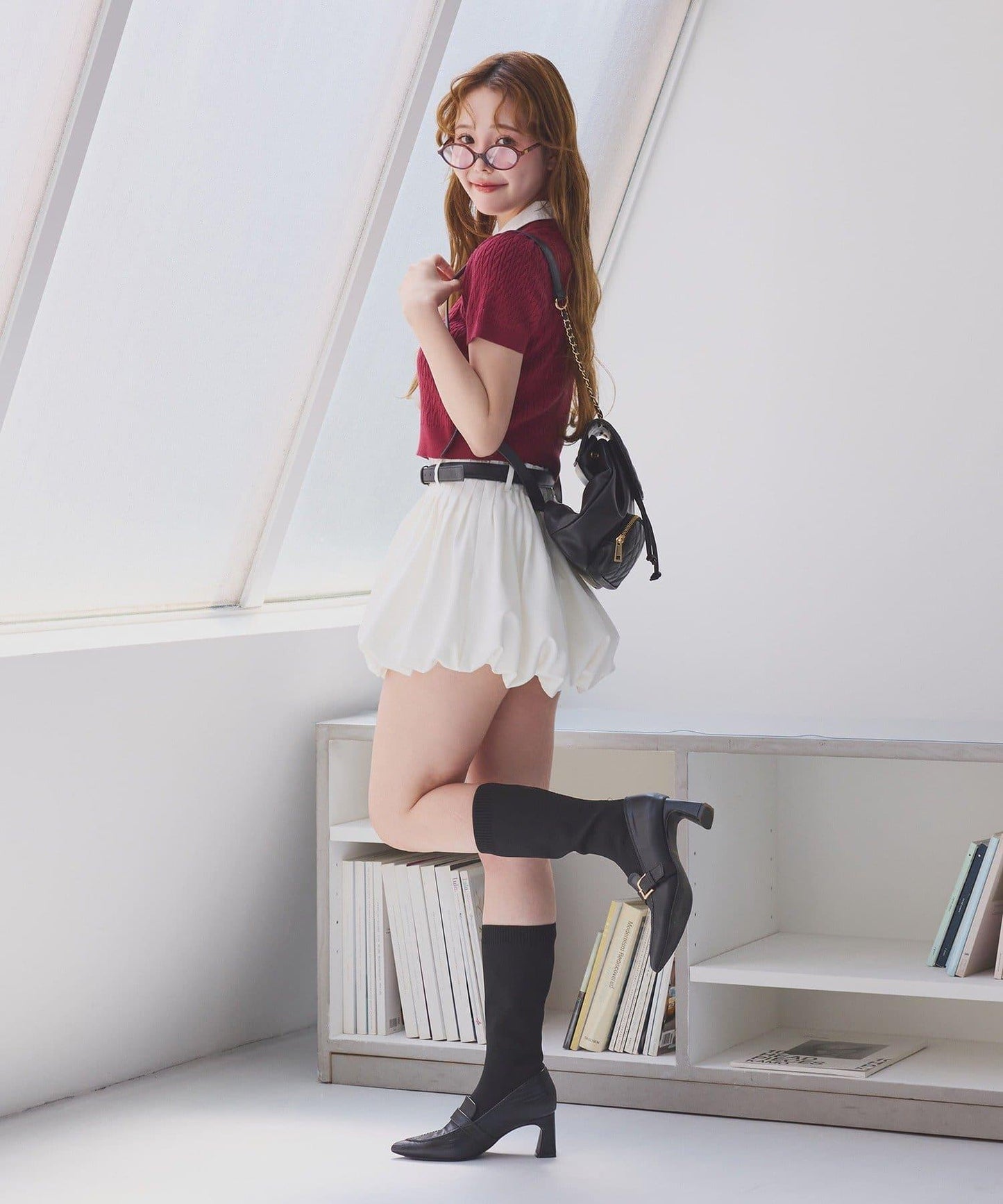 帶腰帶百褶泡泡迷你裙