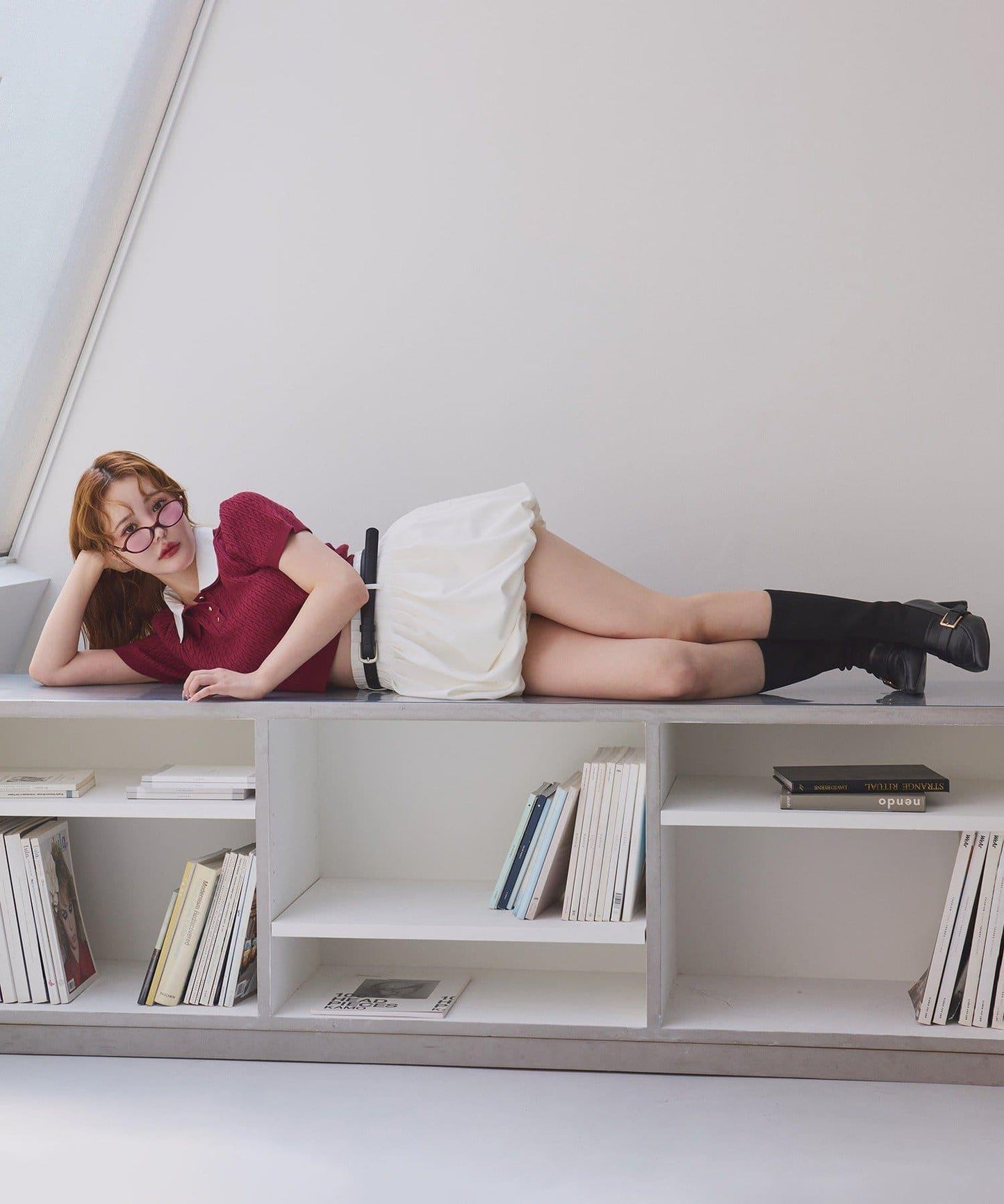 帶腰帶百褶泡泡迷你裙