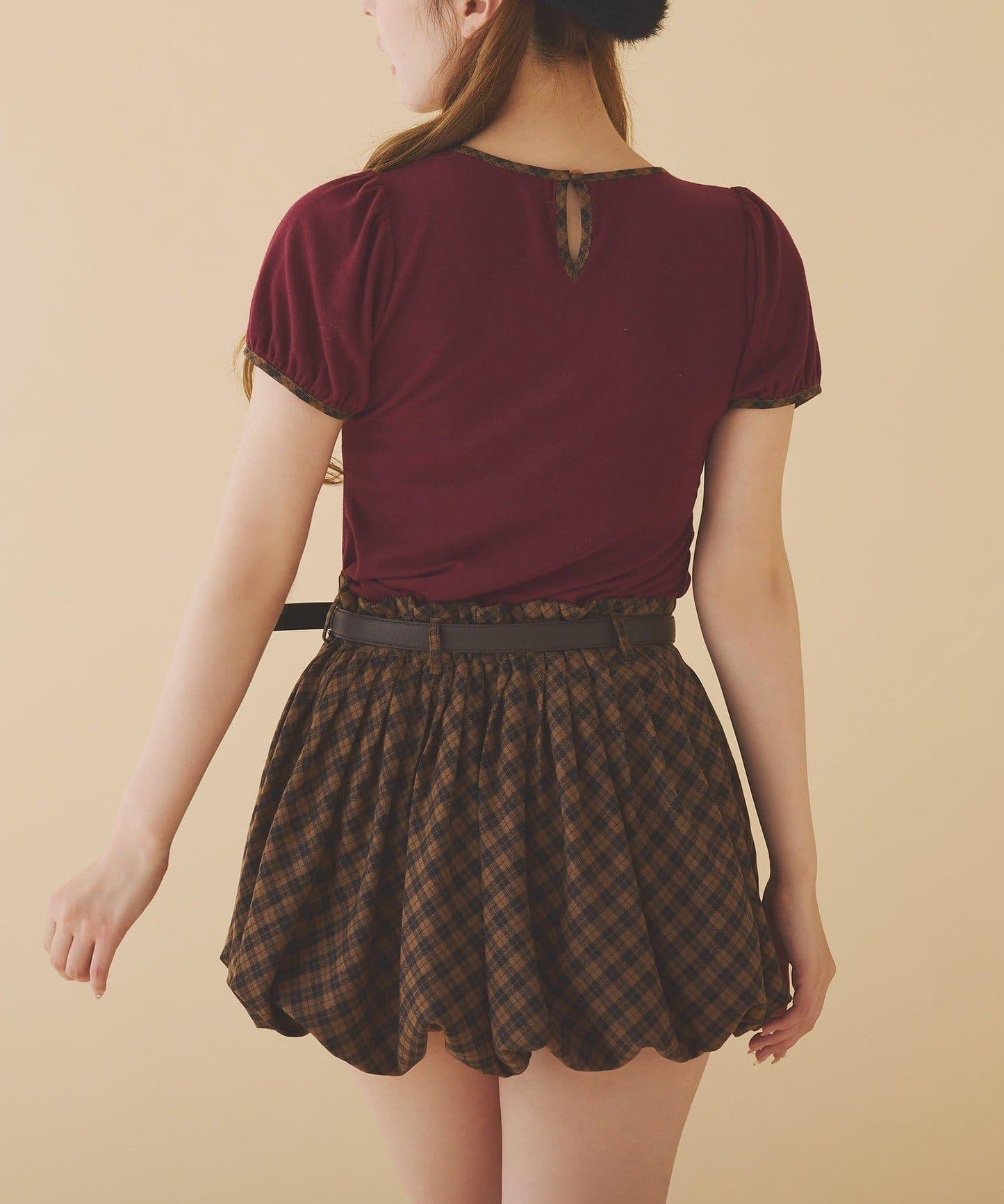 帶腰帶百褶泡泡迷你裙