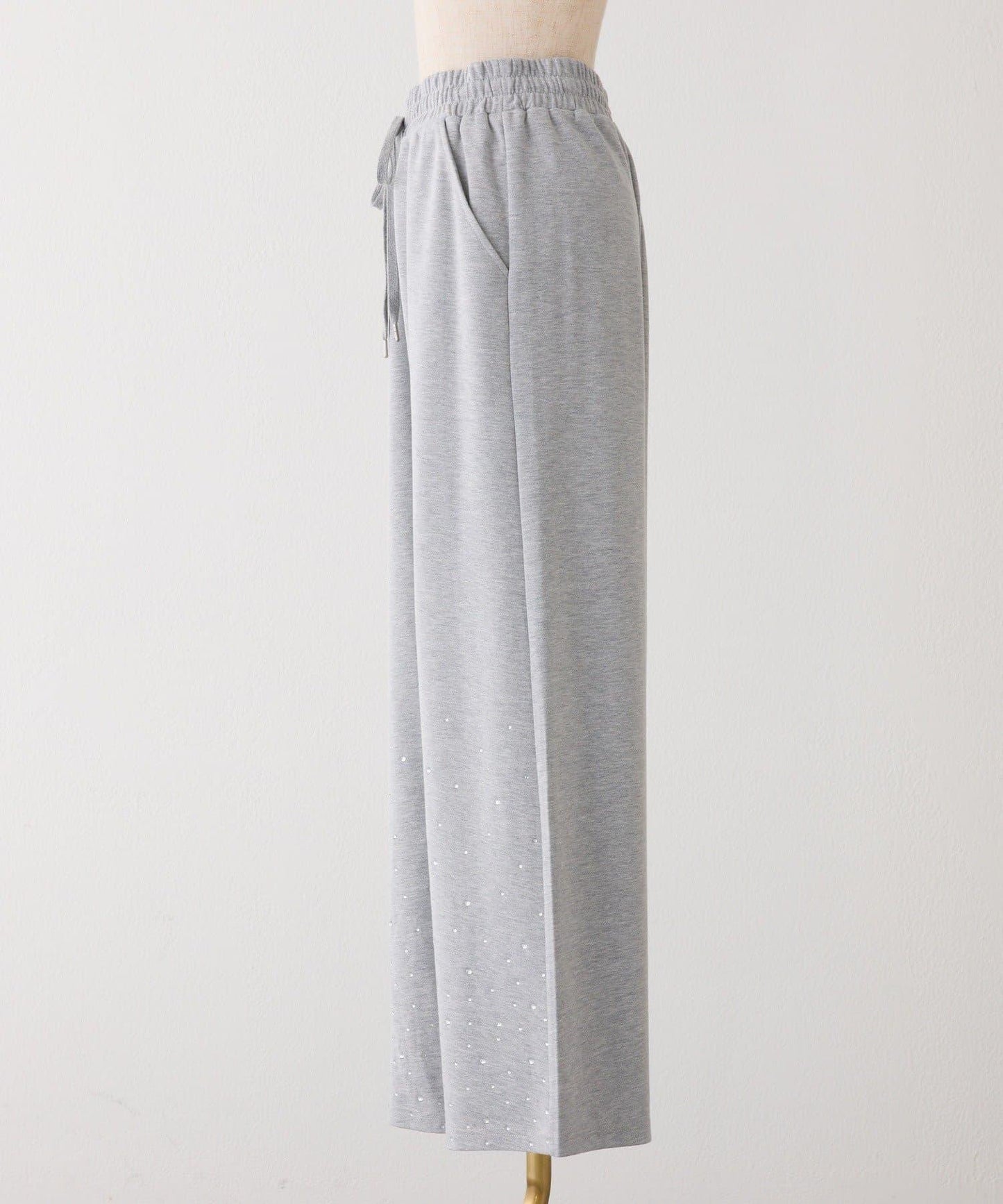 下襬珠飾剪裁褲