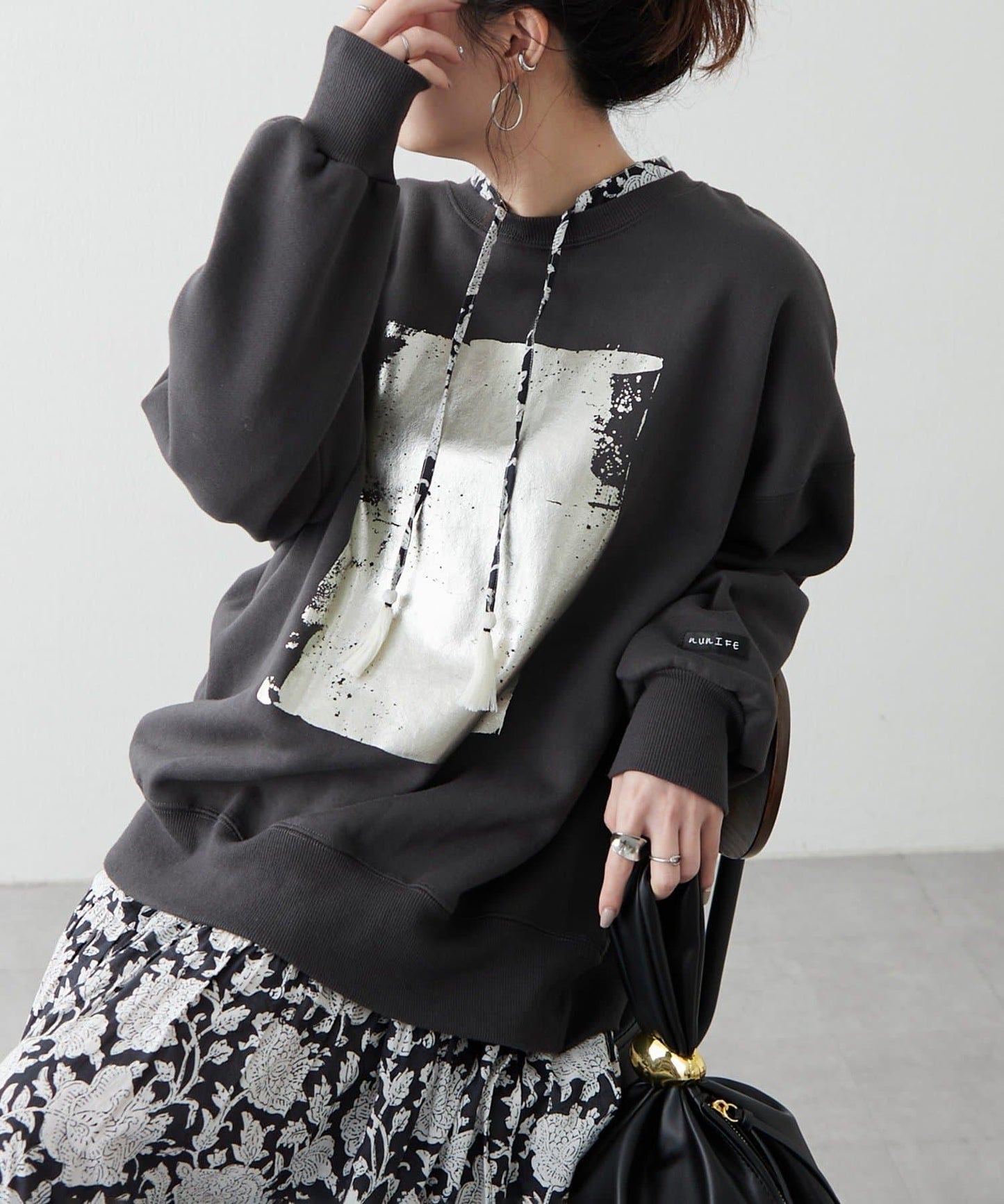 【NUNIFE / 長銷單品】金箔印花套頭衫