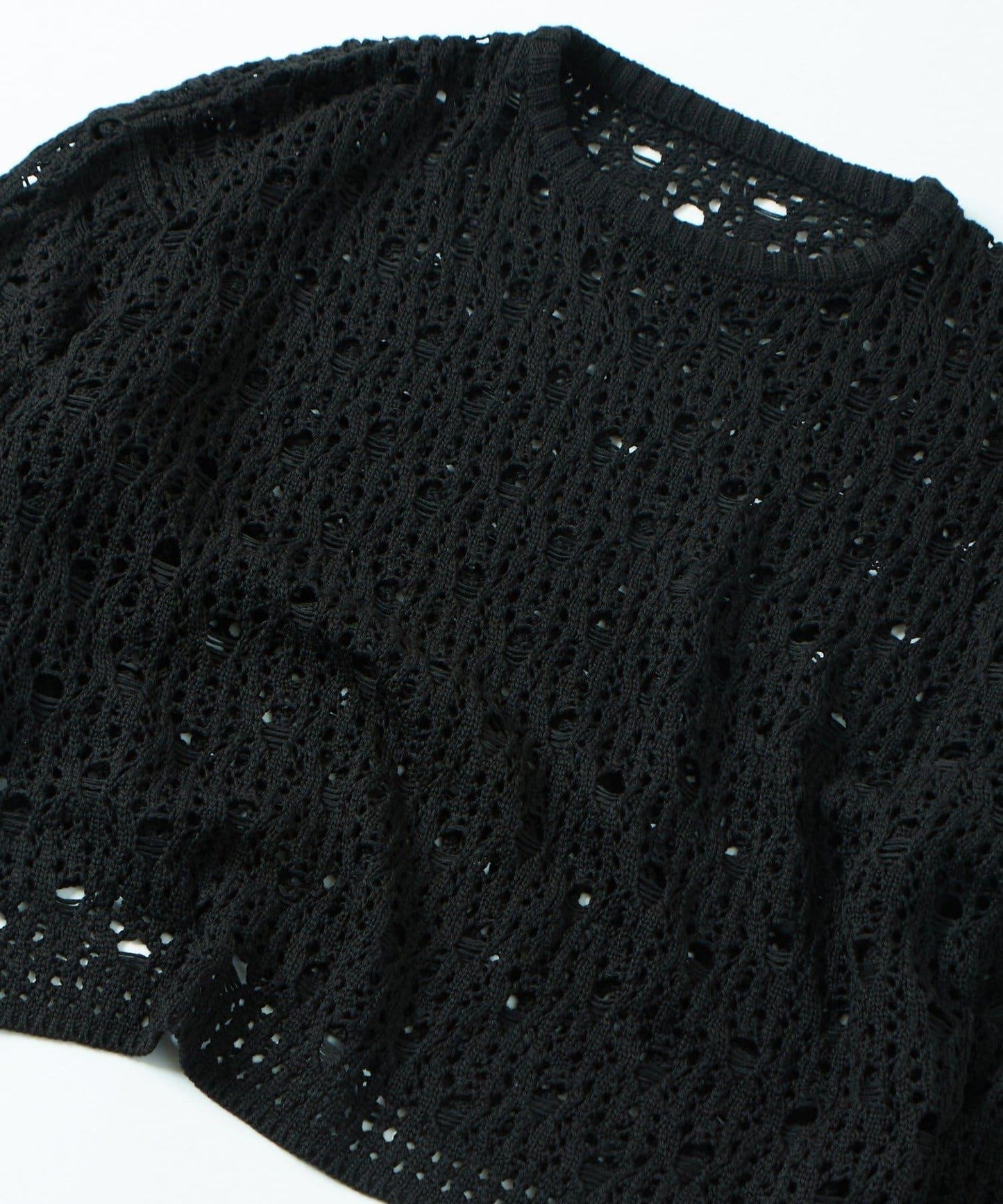 【WHO'S WHO gallery】鏤空編織一字肩寬鬆針織衫