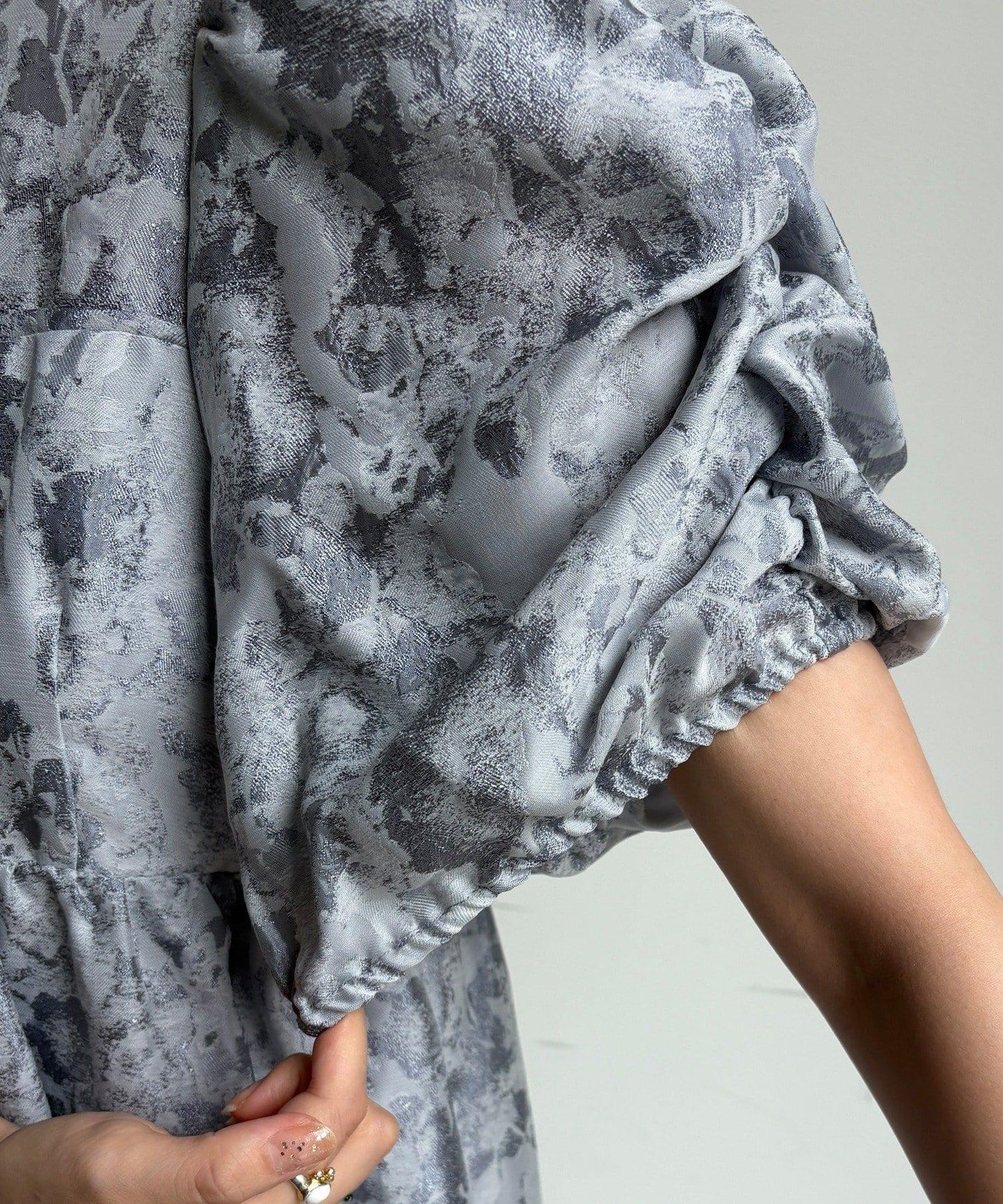 【適合特殊場合】【官網限定】提花連衣裙