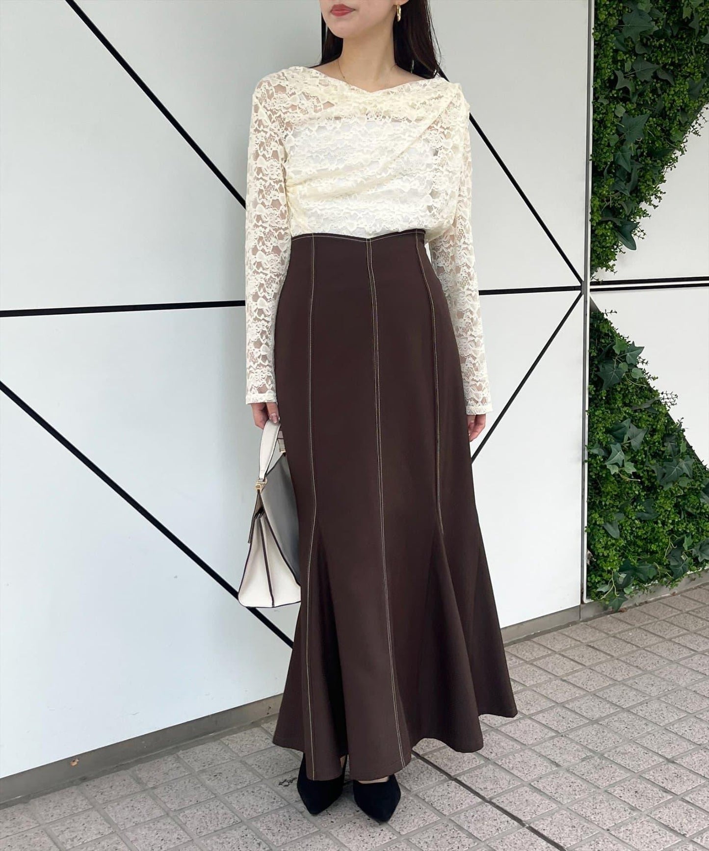 褶皺蕾絲套頭衫