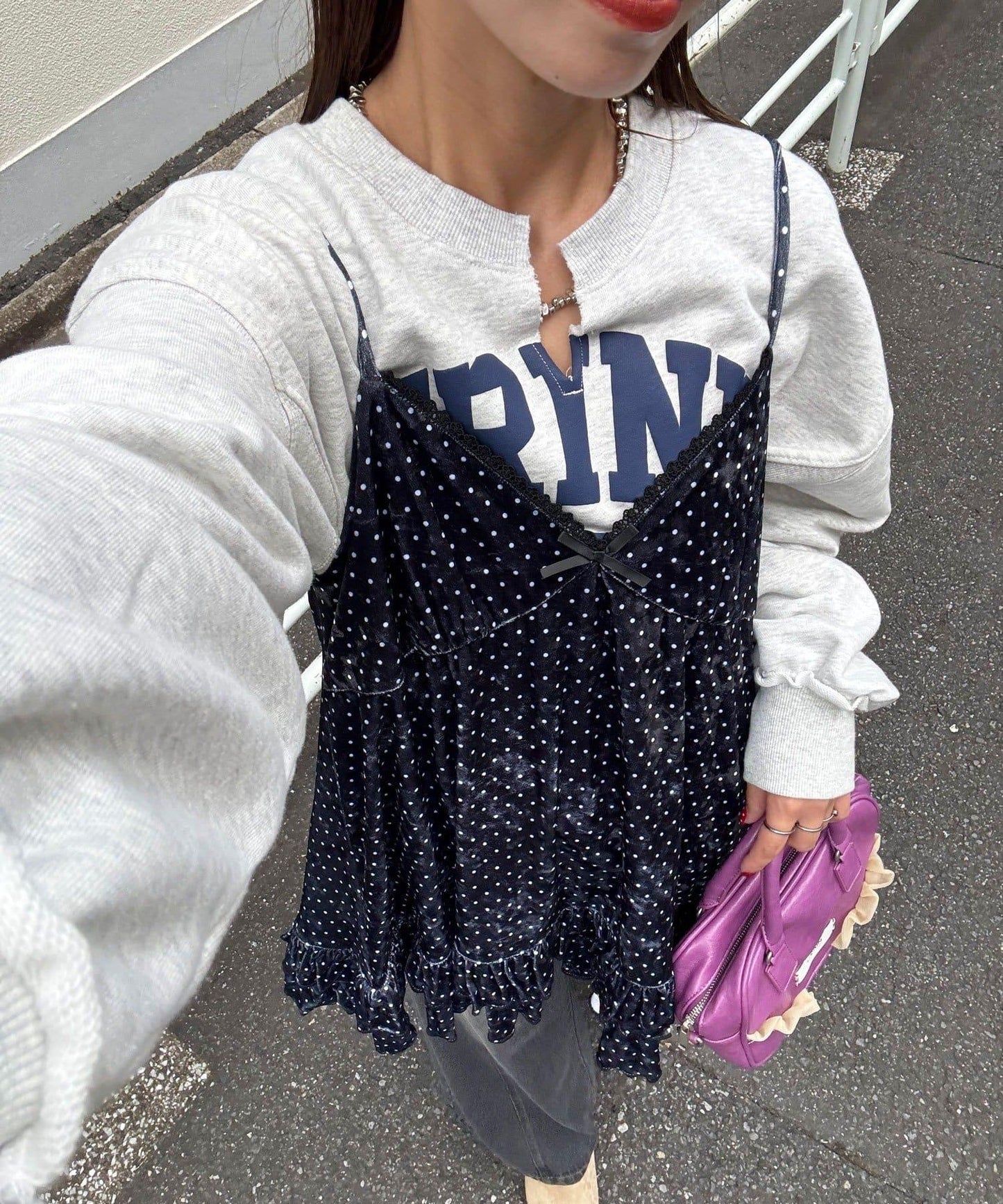 拼色圖案天鵝絨吊帶背心連衣裙〈波點/花卉〉