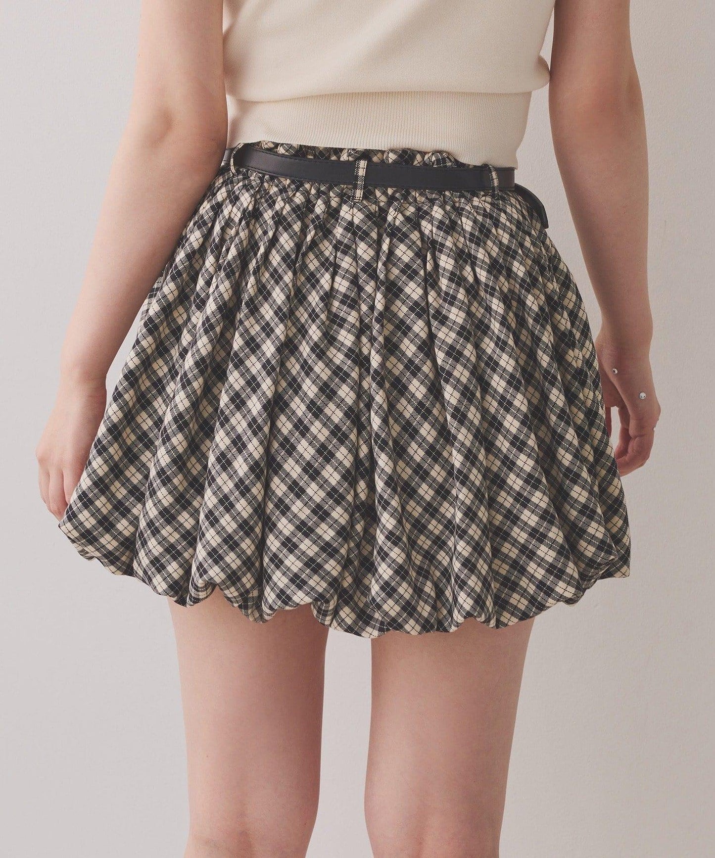 帶腰帶百褶泡泡迷你裙