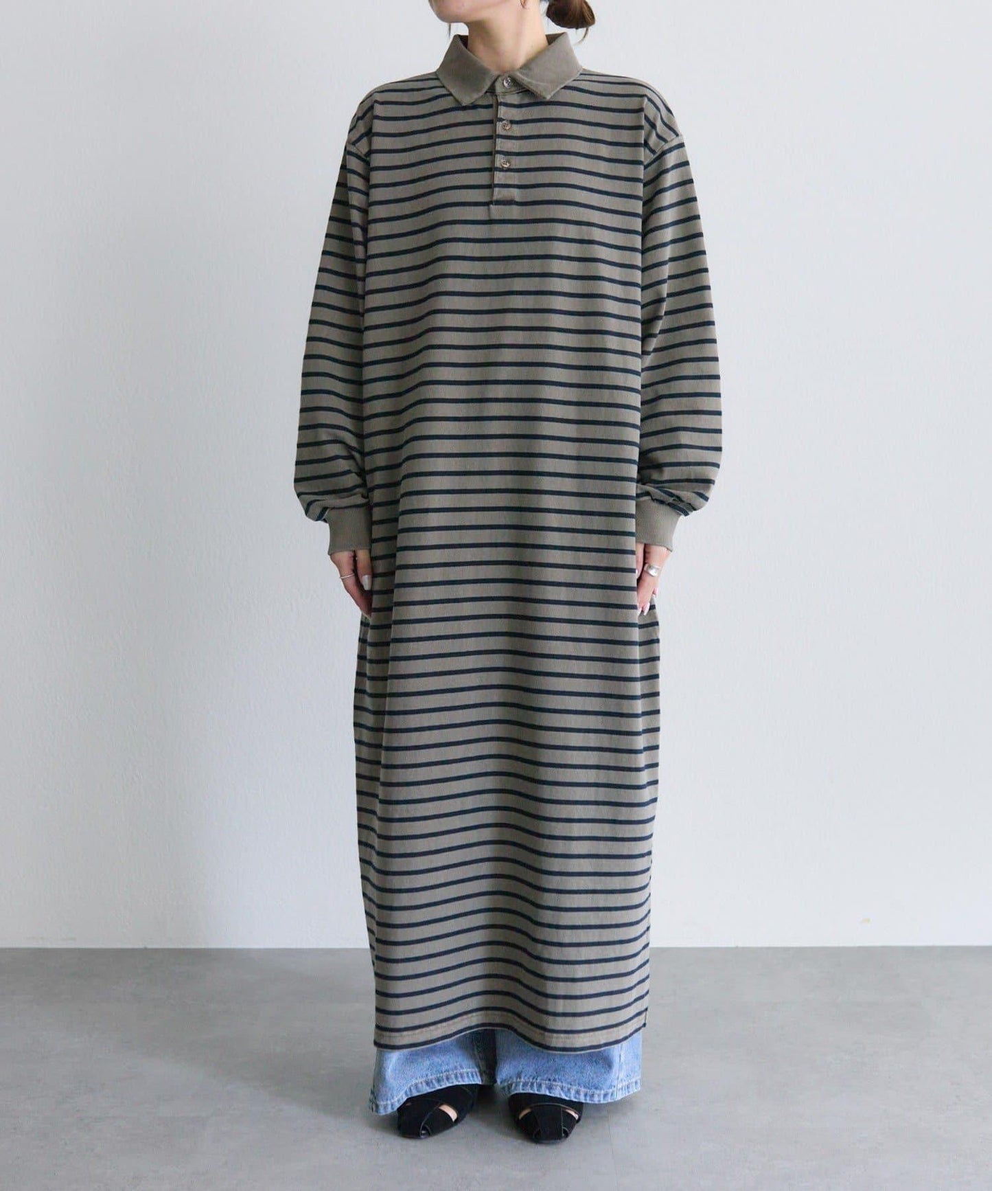 顏料條紋翻領連衣裙