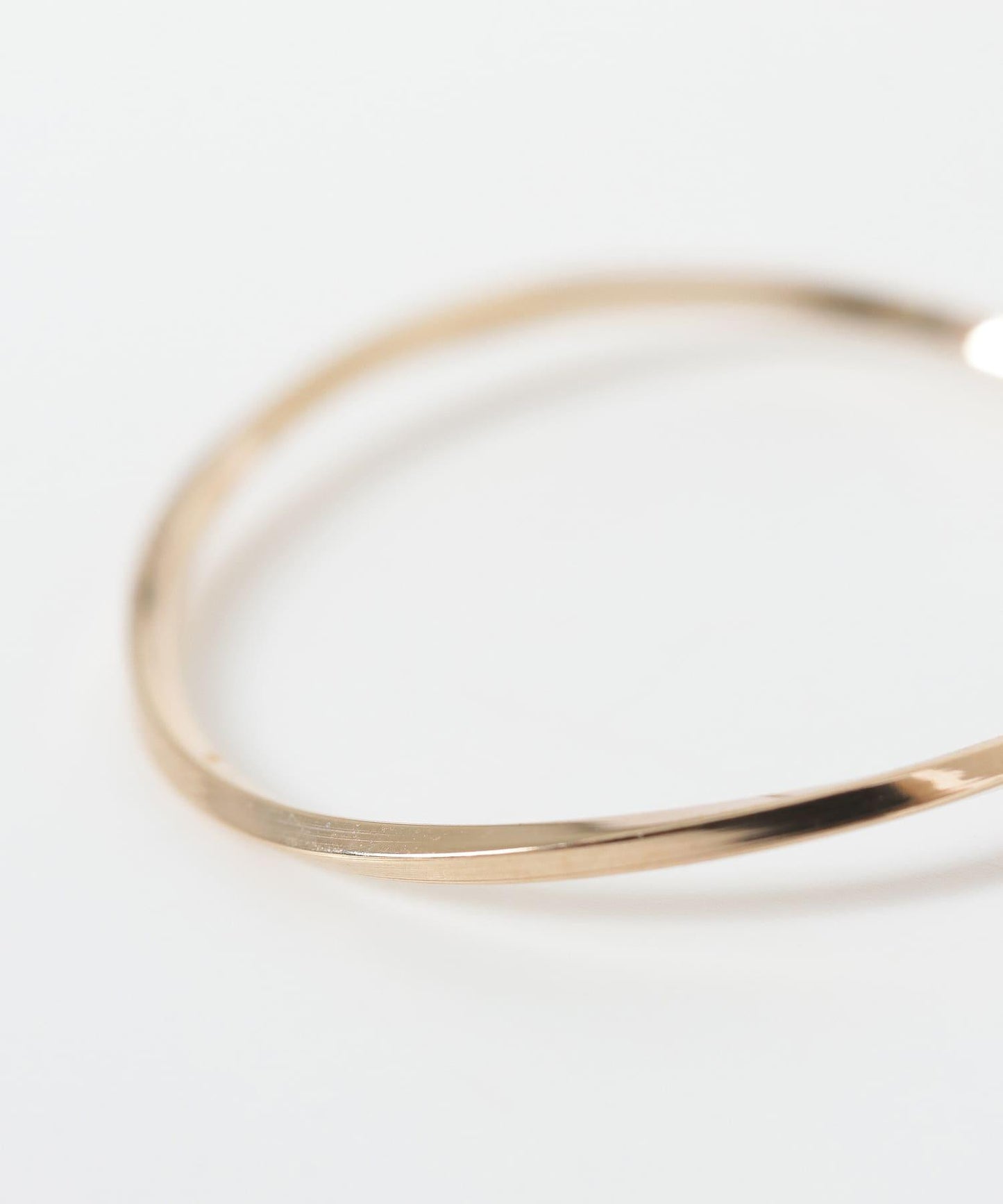 ff by decor urban research 扭曲曲線戒指