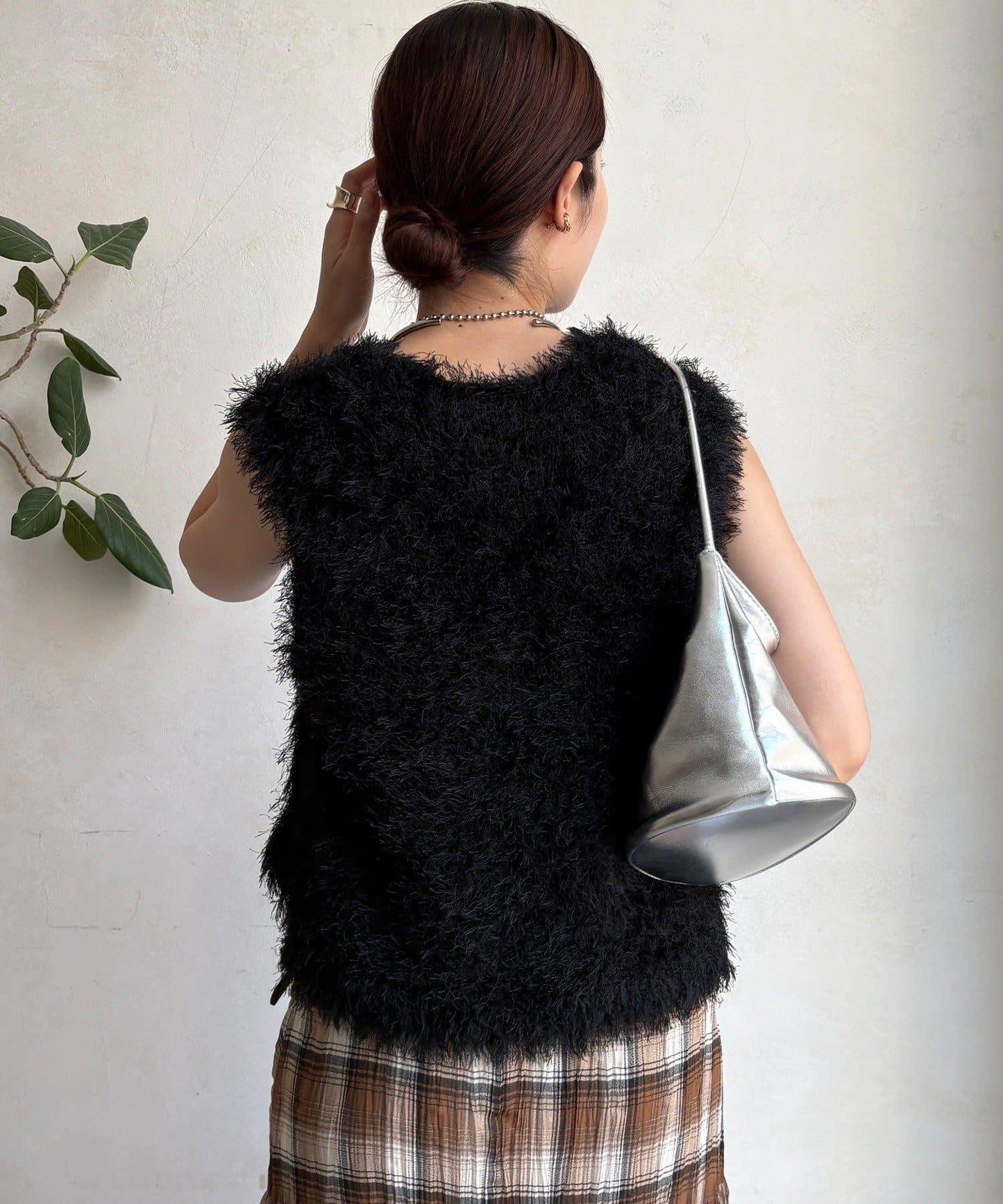 【WEB限定】 Vネックシャギーベスト