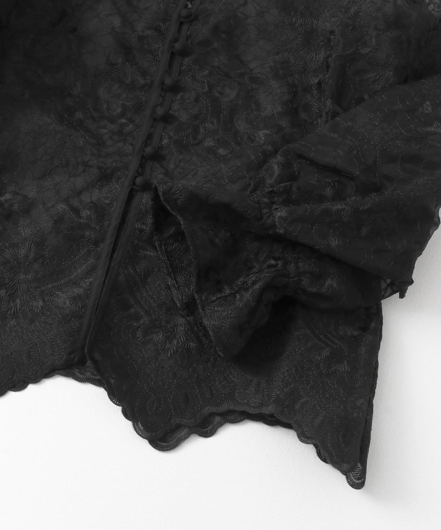 歐根紗刺繡短款襯衫