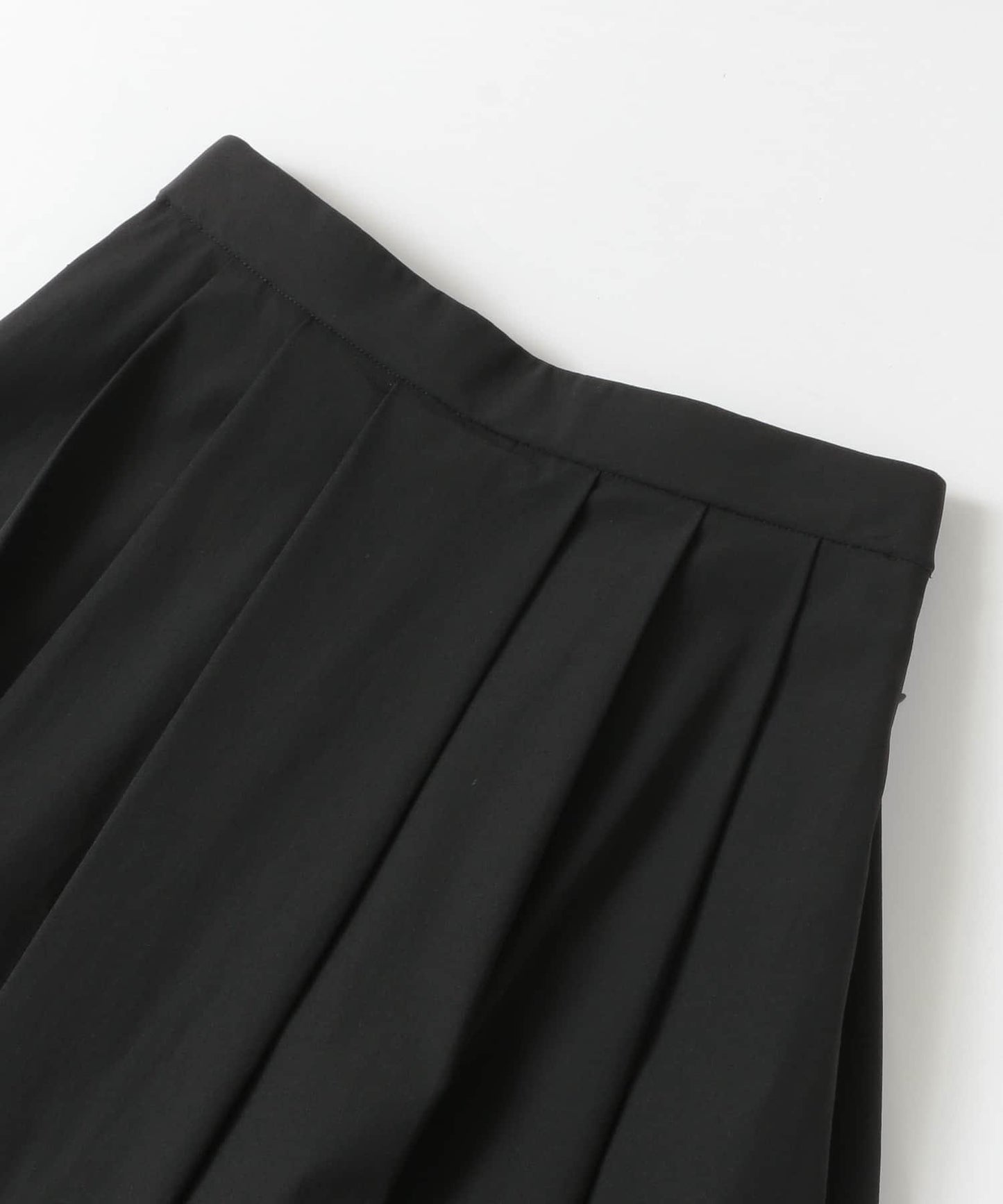 Uiscel 乾爽蓬鬆感長款半身裙