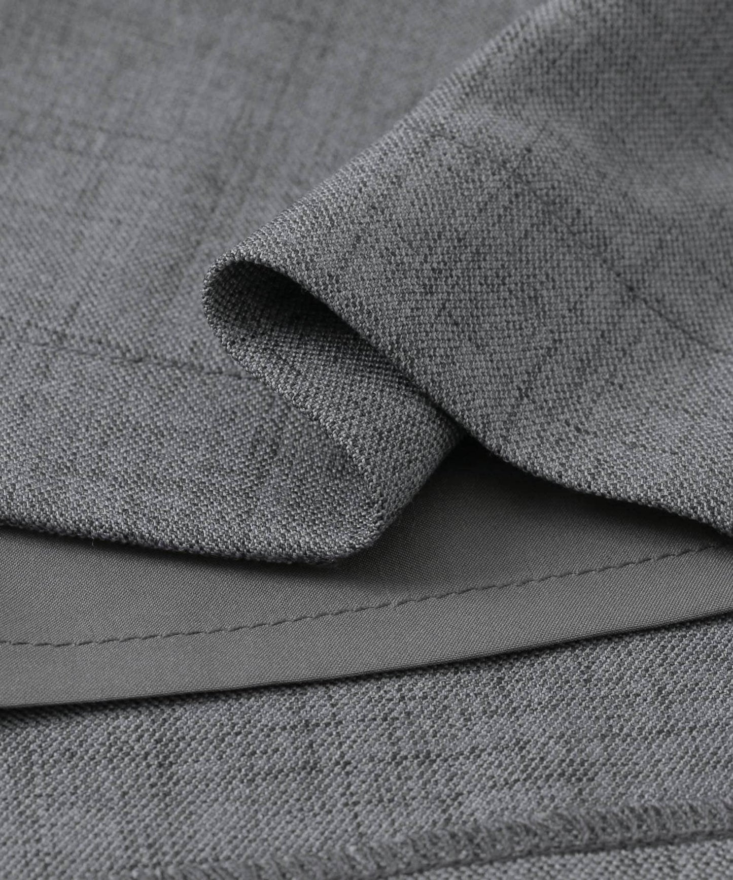 紐扣裝飾半身裙