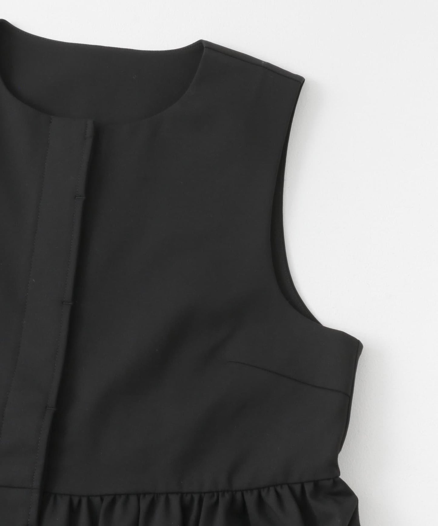 荷葉邊荷葉下襬馬甲