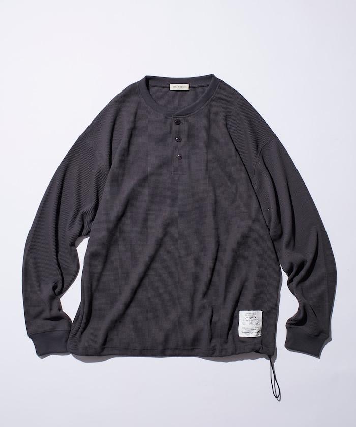 Drymix(R) / 乾爽混紡寬鬆版型華夫格亨利領T恤