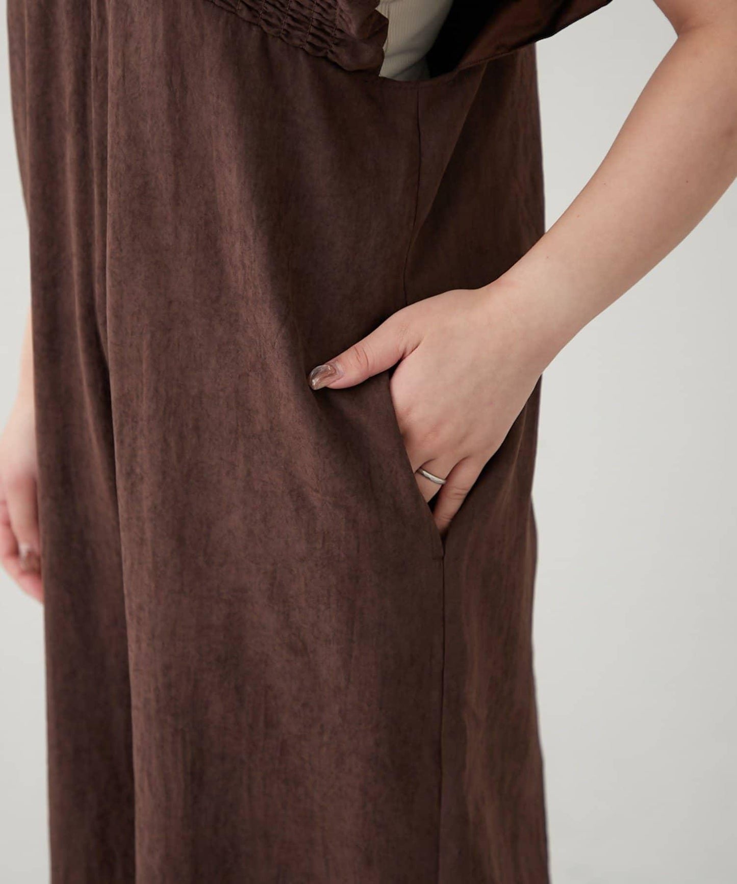 桃色磨毛褶皺揹帶褲