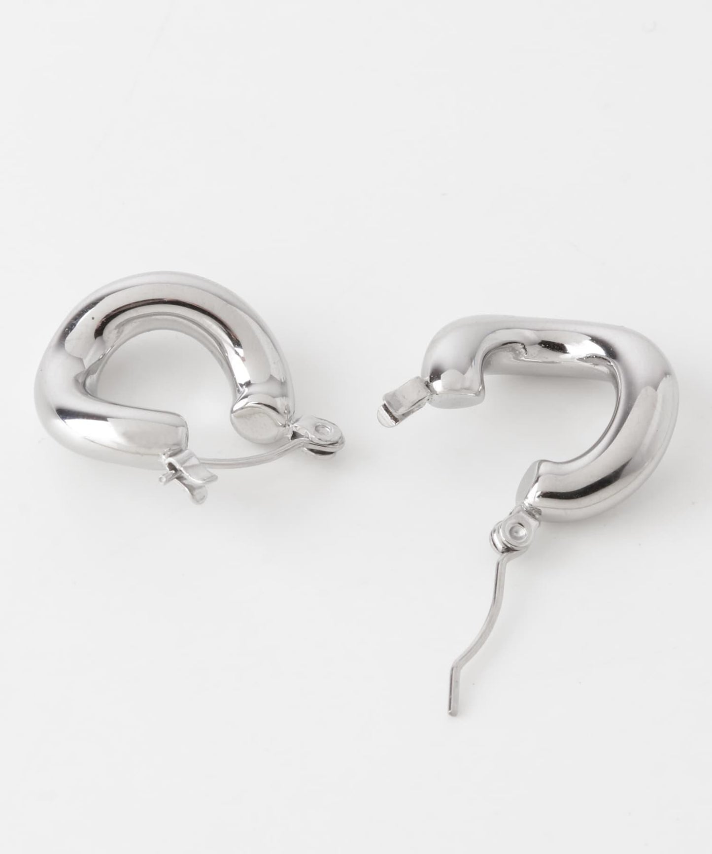 不鏽鋼立體感圓潤圈形耳環