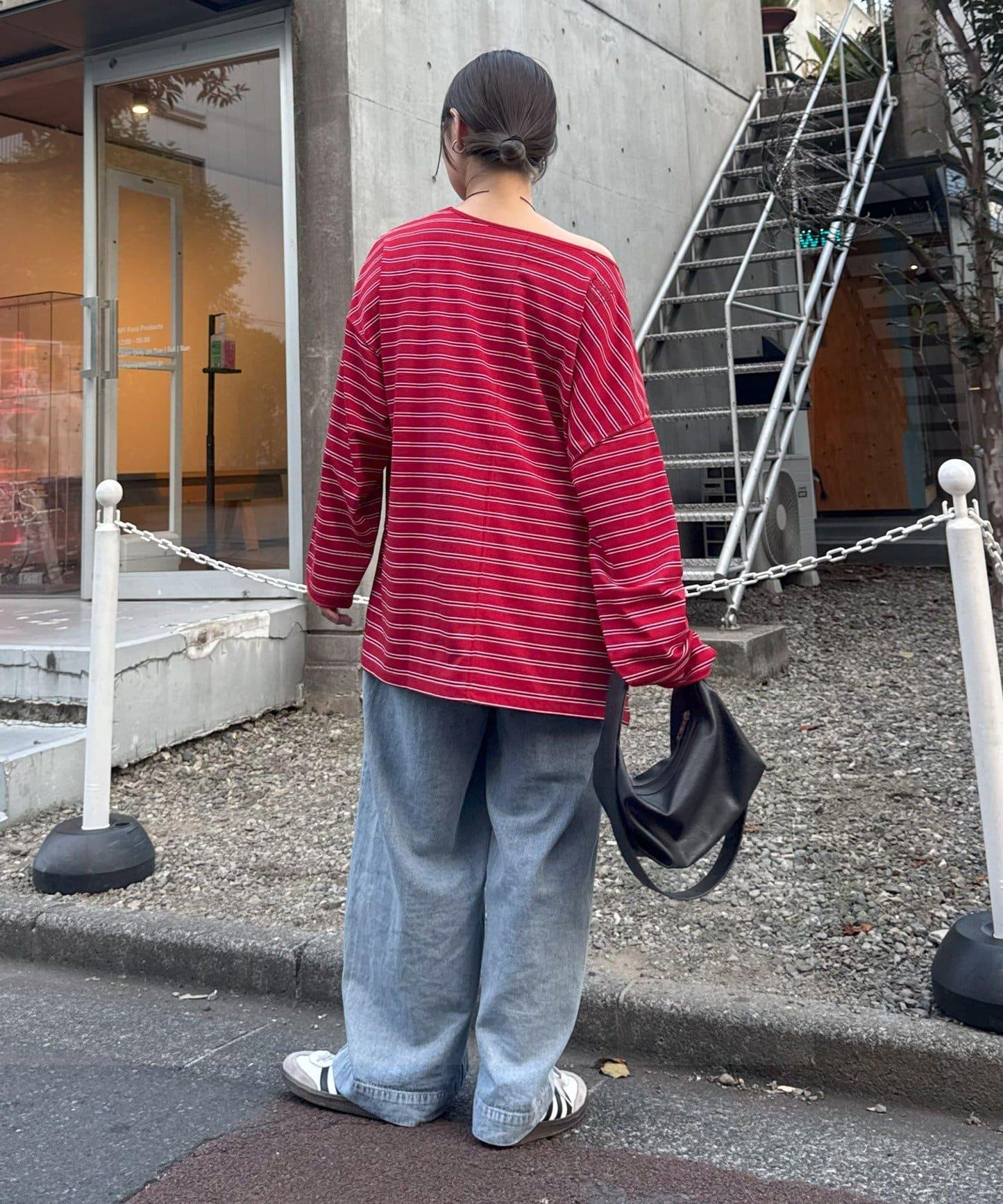 透視斜紋條紋單點刺繡寬鬆T恤