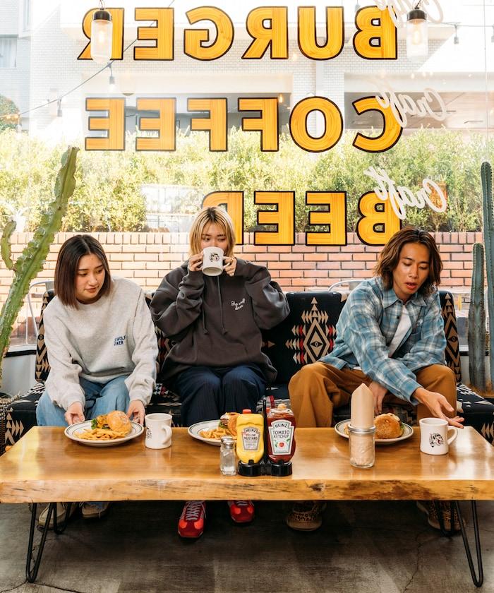 SHE WOLF DINER×FREAK'S STORE/シーウルフダイナー 特別款 寬鬆版型 背部印花 圓領衛衣/CAR
