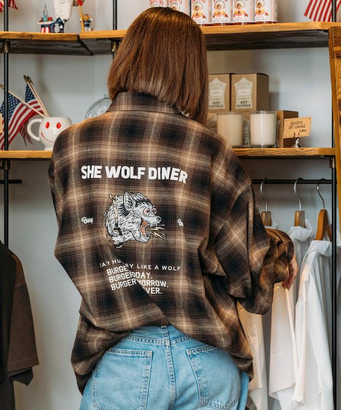 SHE WOLF DINER×FREAK'S STORE/シーウルフダイナー 漸變格紋背部刺繡襯衫