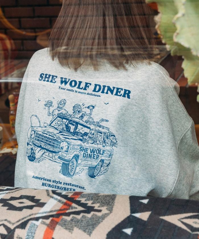 SHE WOLF DINER×FREAK'S STORE/シーウルフダイナー 特別款 寬鬆版型 背部印花 圓領衛衣/CAR
