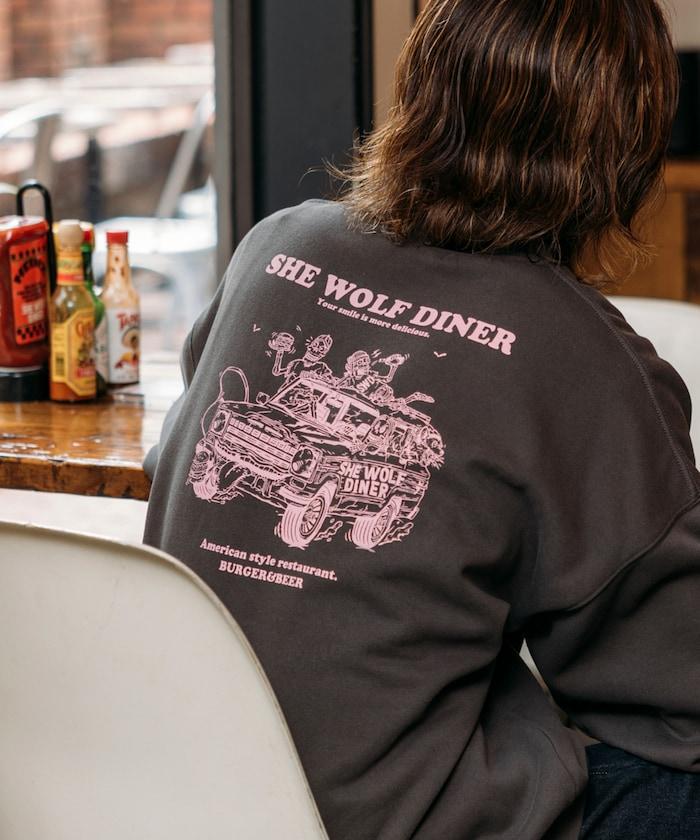 SHE WOLF DINER×FREAK'S STORE/シーウルフダイナー 特別款 寬鬆版型 背部印花 圓領衛衣/CAR