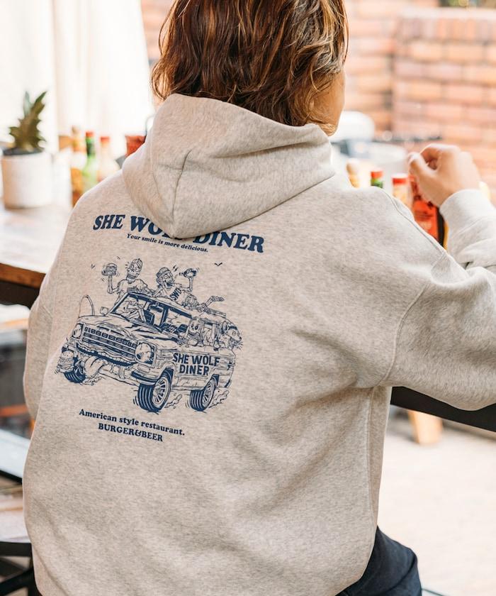 SHE WOLF DINER×FREAK'S STORE/シーウルフダイナー 特別款 寬鬆版型 背部印花 套頭衛衣/連帽衫/CAR