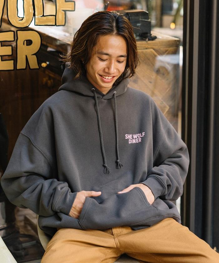 SHE WOLF DINER×FREAK'S STORE/シーウルフダイナー 特別款 寬鬆版型 背部印花 套頭衛衣/連帽衫/CAR