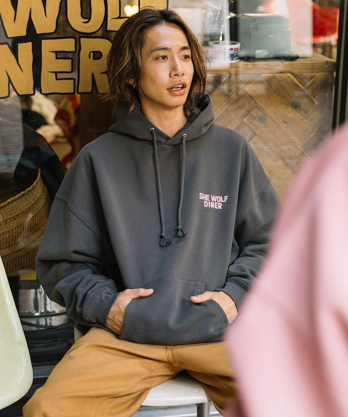 SHE WOLF DINER×FREAK'S STORE/シーウルフダイナー 特別款 寬鬆版型 背部印花 套頭衛衣/連帽衫/CAR