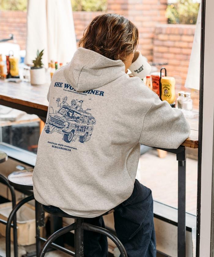 SHE WOLF DINER×FREAK'S STORE/シーウルフダイナー 特別款 寬鬆版型 背部印花 套頭衛衣/連帽衫/CAR