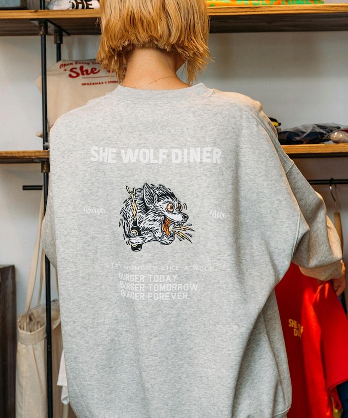 SHE WOLF DINER×FREAK'S STORE/シーウルフダイナー特別款寬鬆版型後背刺繡圓領衛衣/WOLF