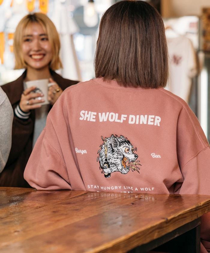 SHE WOLF DINER×FREAK'S STORE/シーウルフダイナー特別款寬鬆版型後背刺繡圓領衛衣/WOLF
