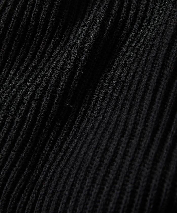 寬鬆版型 羅紋編織 圓領針織衫