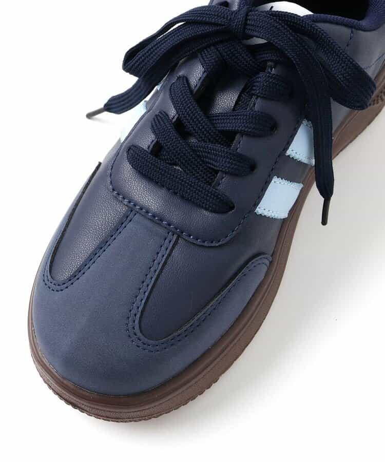 條紋休閒運動鞋