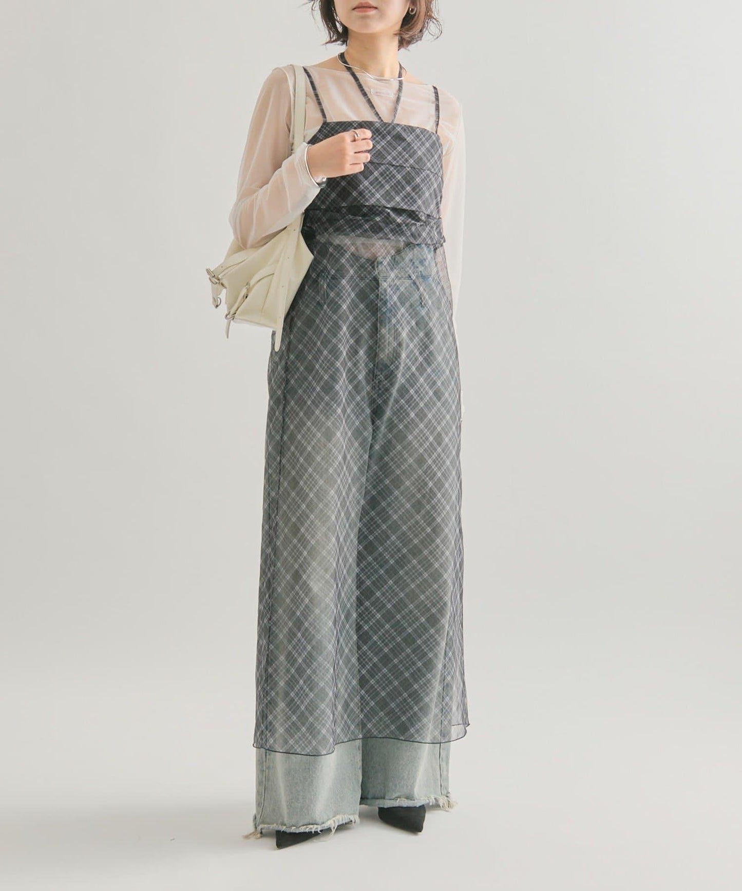 透視格紋吊帶連衣裙