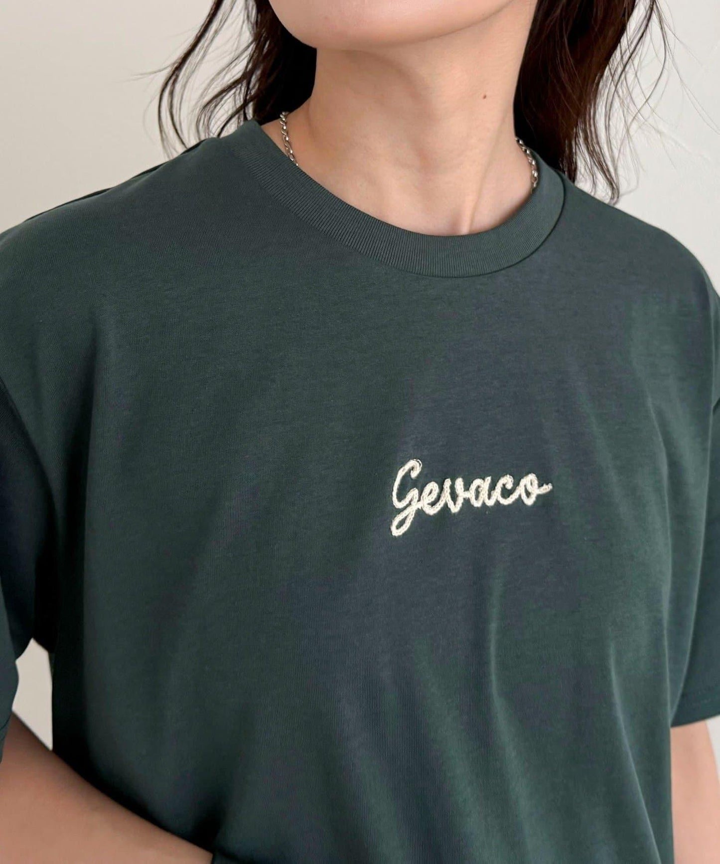 【GEVACO】單點標誌鏈條刺繡短袖T恤